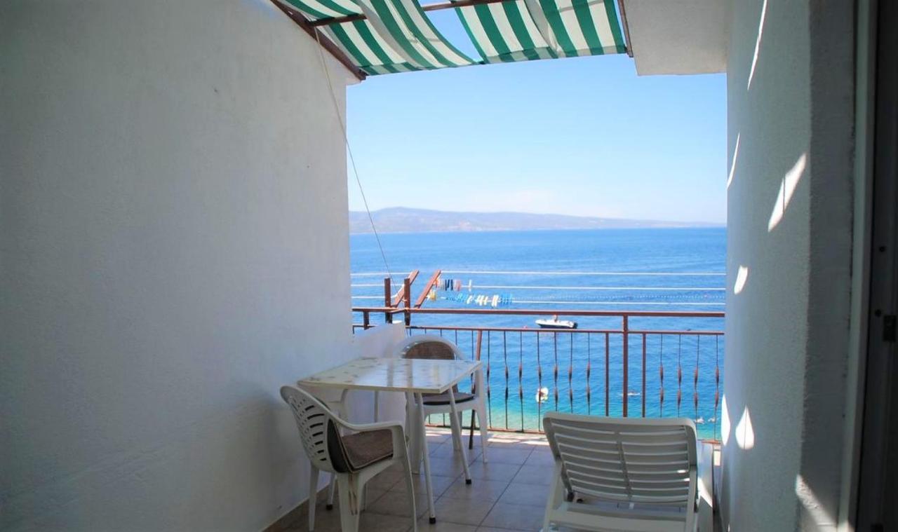 Adriatic Beach Suites Omiš Esterno foto