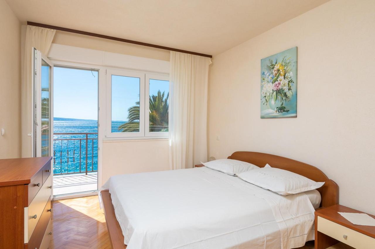 Adriatic Beach Suites Omiš Esterno foto